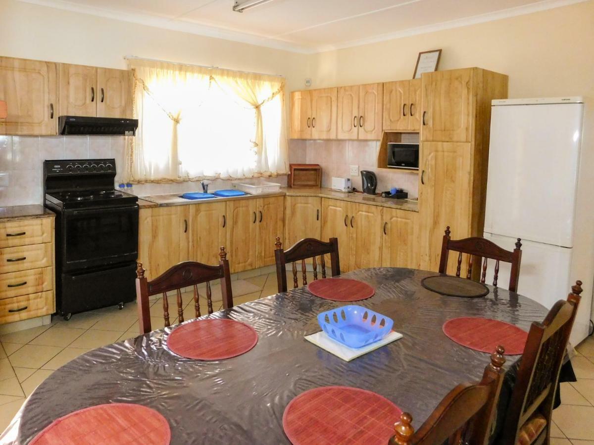 Mama Mia Cottages Oslo Beach Port Shepstone Dış mekan fotoğraf