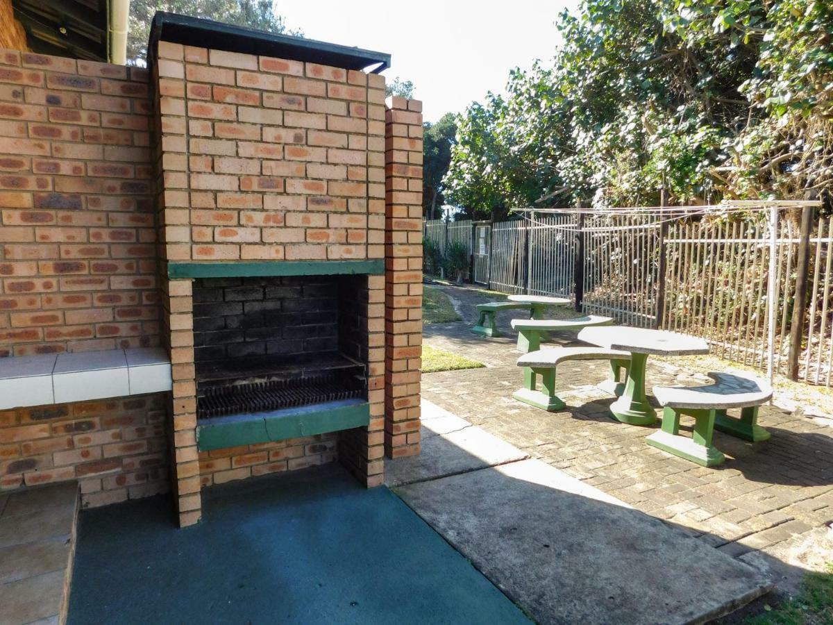 Mama Mia Cottages Oslo Beach Port Shepstone Dış mekan fotoğraf