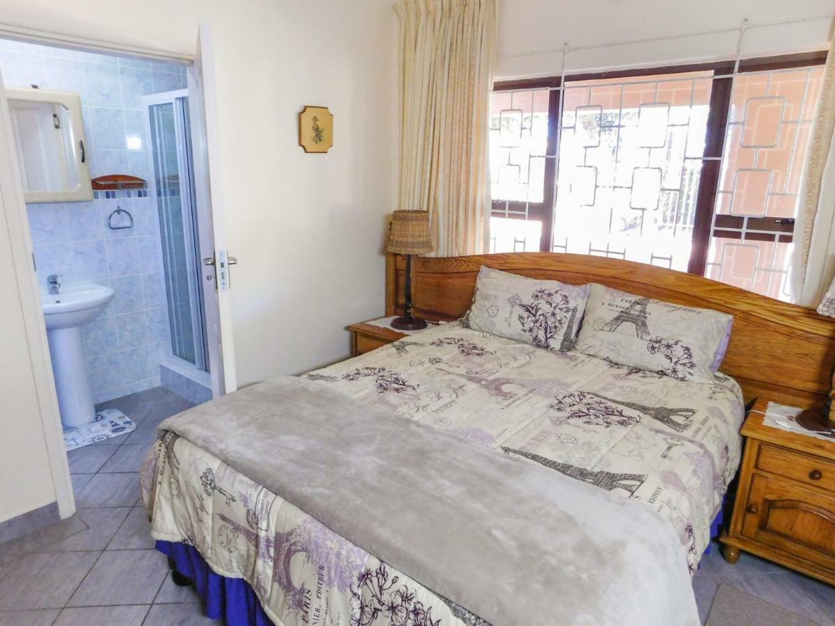 Mama Mia Cottages Oslo Beach Port Shepstone Dış mekan fotoğraf