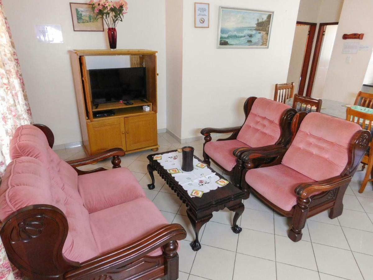 Mama Mia Cottages Oslo Beach Port Shepstone Dış mekan fotoğraf