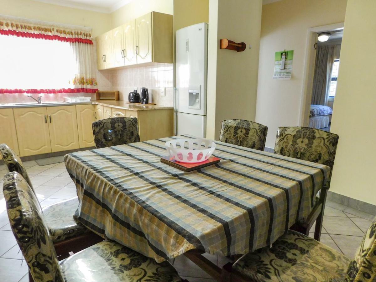 Mama Mia Cottages Oslo Beach Port Shepstone Dış mekan fotoğraf