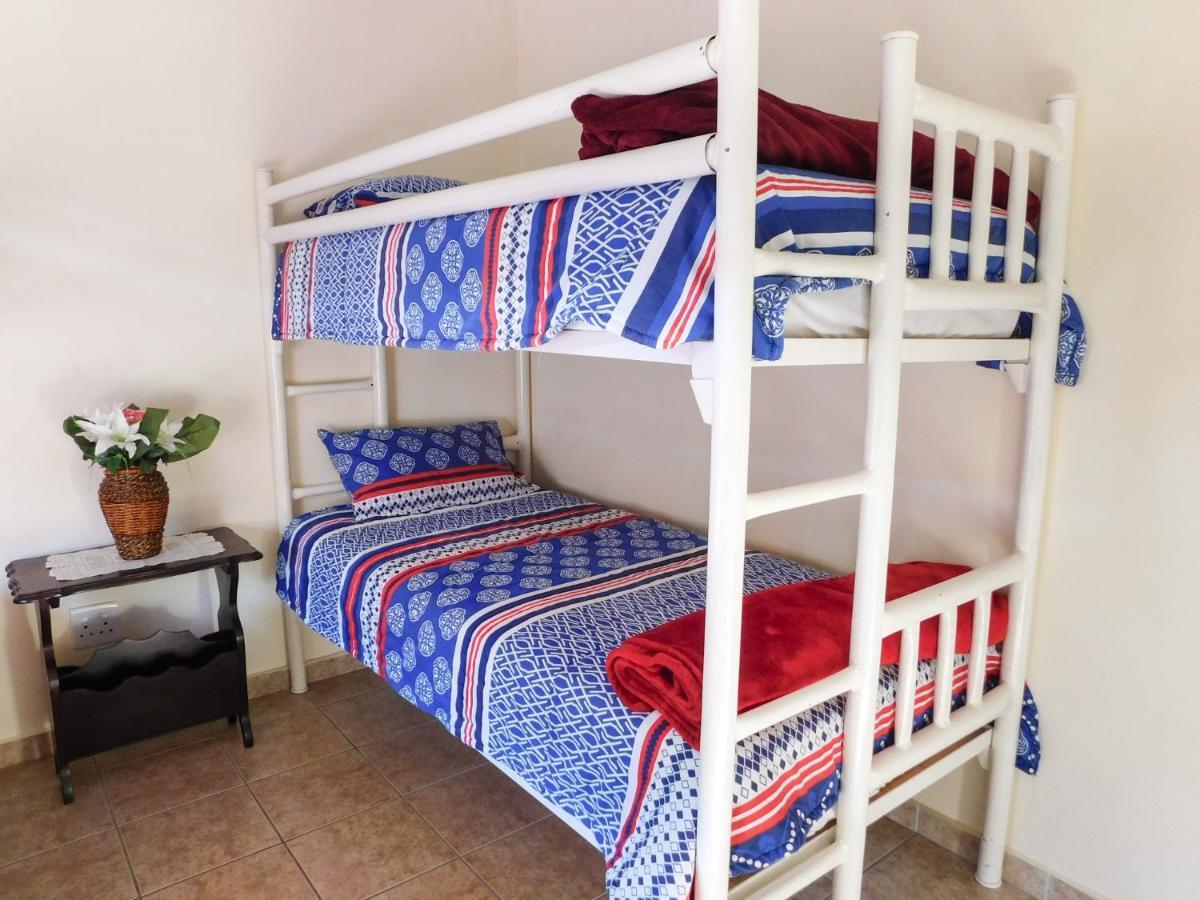 Mama Mia Cottages Oslo Beach Port Shepstone Dış mekan fotoğraf