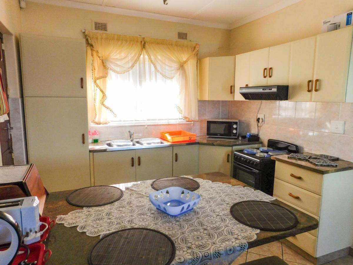 Mama Mia Cottages Oslo Beach Port Shepstone Dış mekan fotoğraf