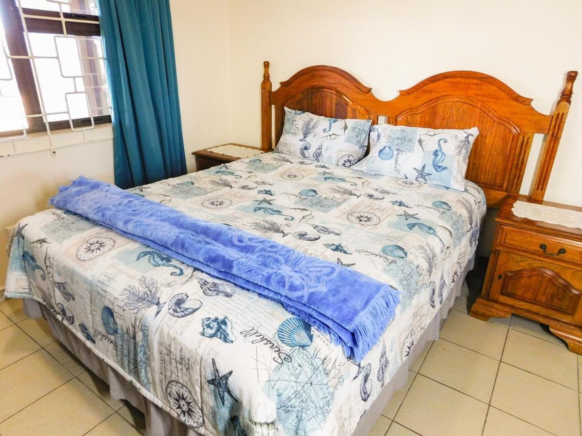 Mama Mia Cottages Oslo Beach Port Shepstone Dış mekan fotoğraf