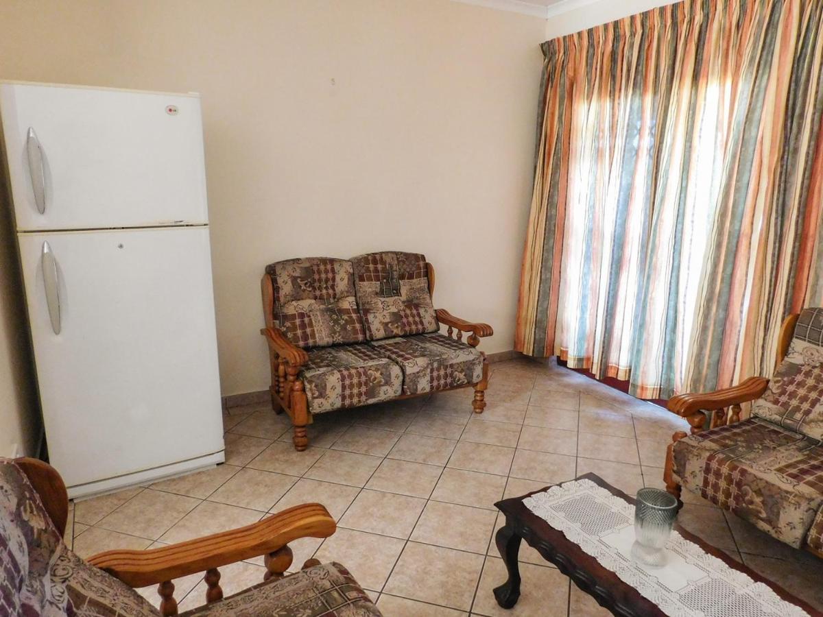 Mama Mia Cottages Oslo Beach Port Shepstone Dış mekan fotoğraf